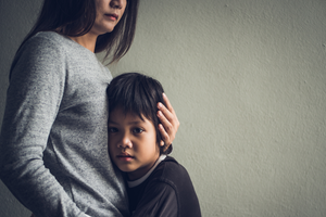 Enfrentando la pérdida de un embarazo: cómo ayudar a los niños